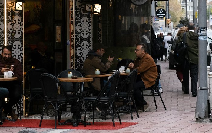 Article Image for The Evolution of the Café Culture in Vienna and Istanbul